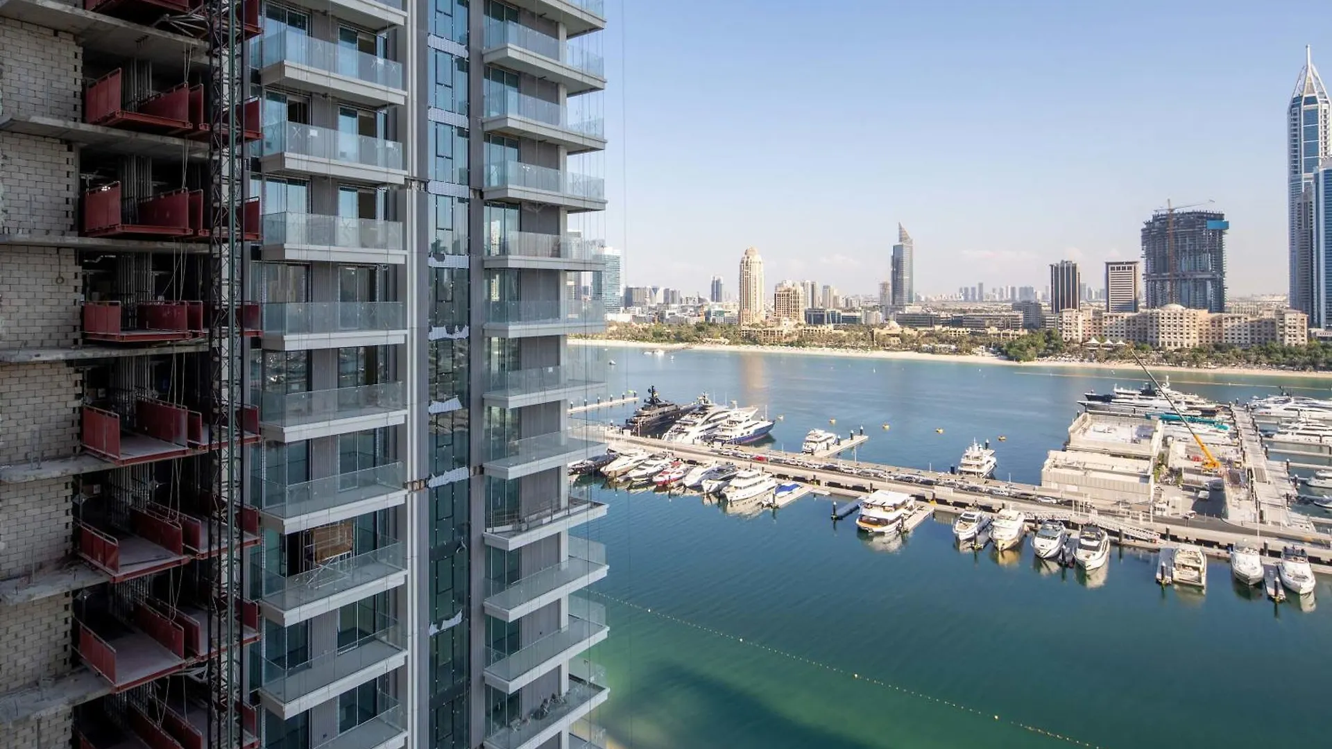 Frank Porter - Marina Vista Tower 2 Dubai